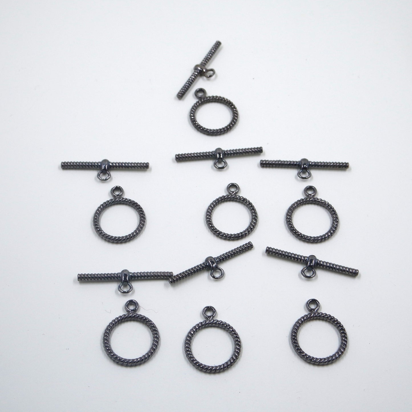 Rope Circle Toggle Clasp Gunmetal Tone