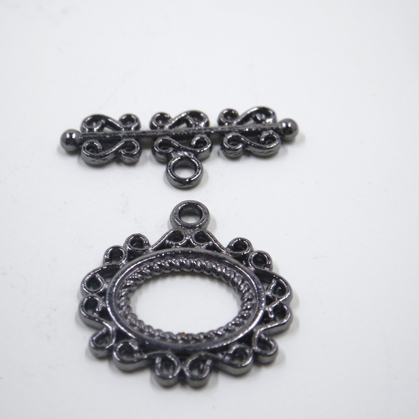 Scroll Frame Toggle Clasp Gunmetal Tone