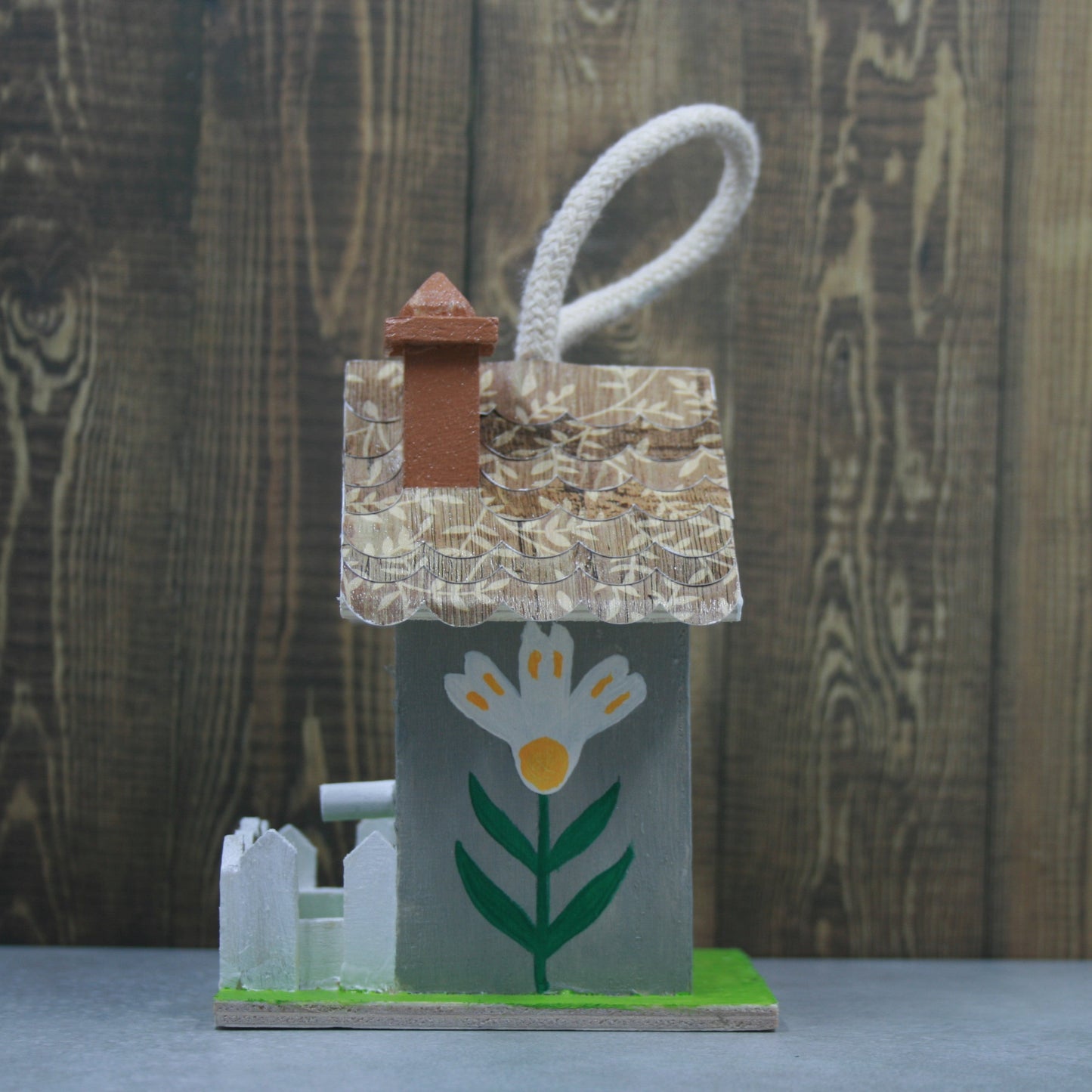 Tiny Miniature Hand-Painted Birdhouse Tulip Daisy - Set of 2