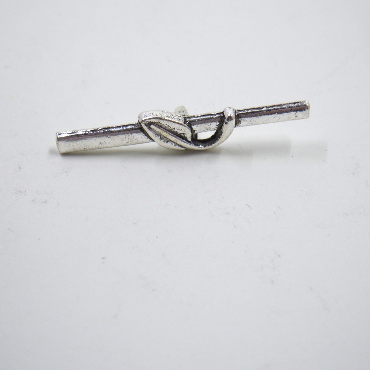 Leaf Toggle Clasp Antique Silver