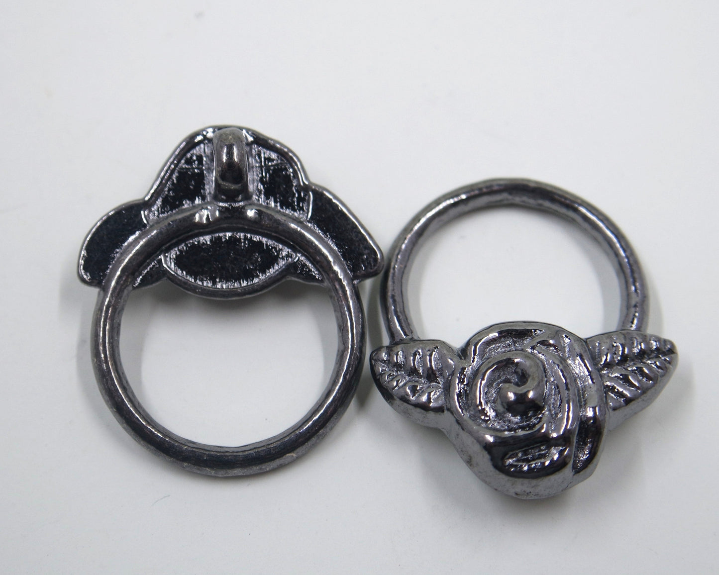 Rose Flower Toggle Clasp Gunmetal Tone