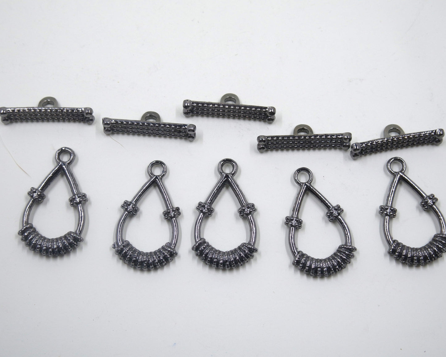 Teardrop Textured Toggle Clasp Gunmetal Tone