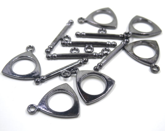 Triangle Circle Toggle Clasp Gunmetal Tone