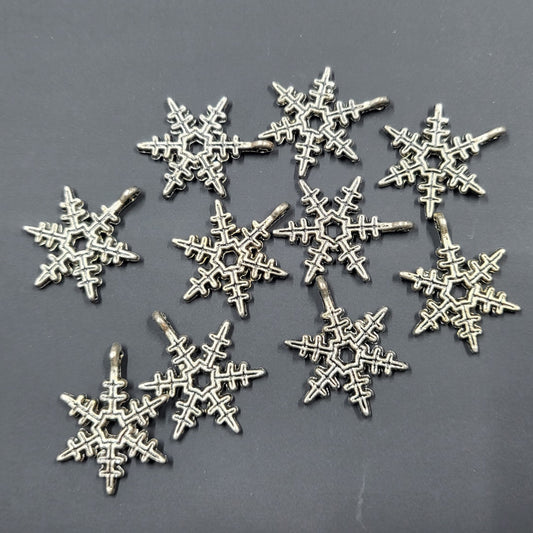 Silver Snowflake Pendant Charm Craft Jewelry Findings