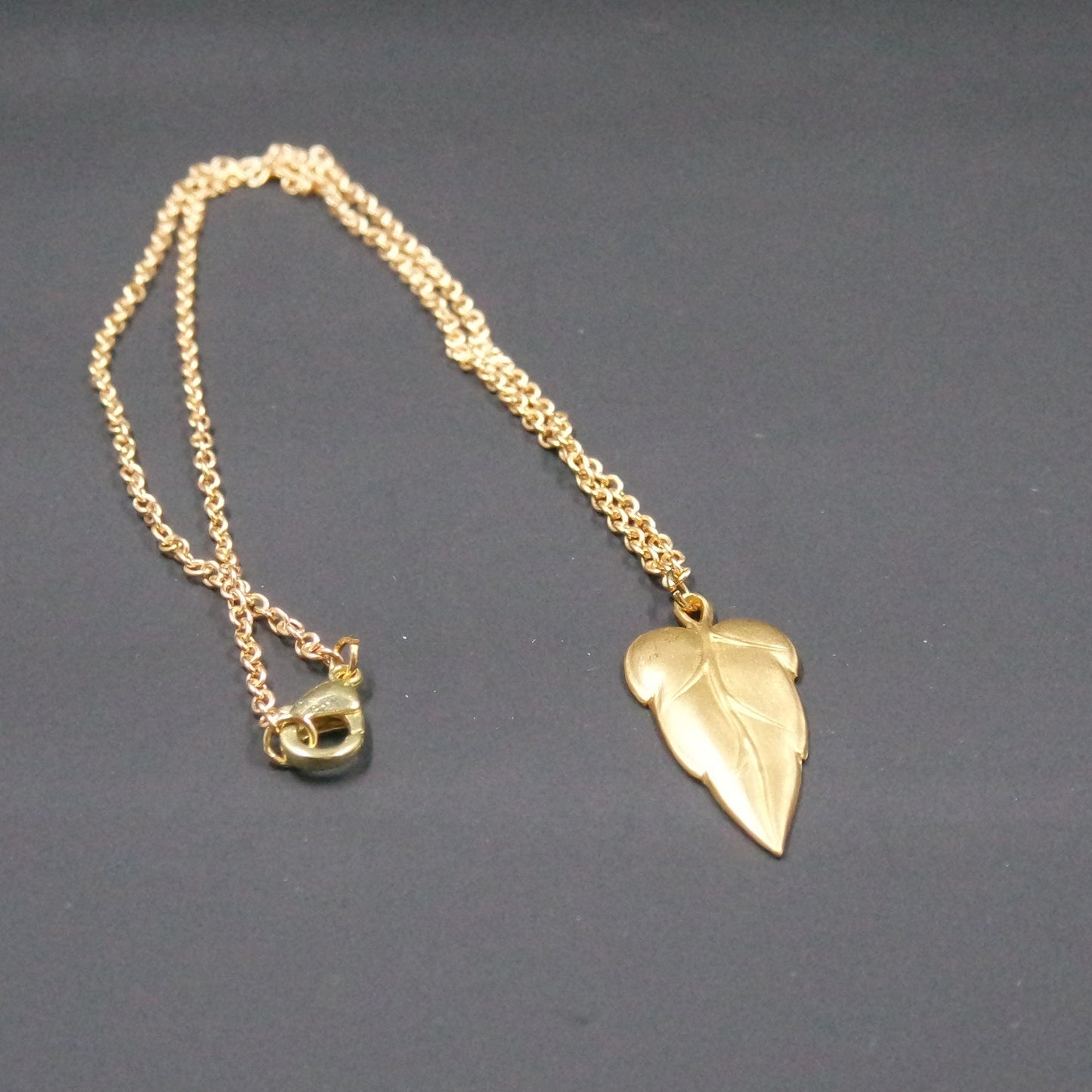 Simple Brass Nature Leaf Teardrop Pendant Gold Oval Chain Necklace Handmade